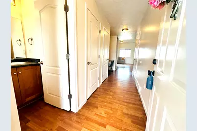 264 E Rockingham Ct S, Salt Lake City, UT 84115 - Photo 4