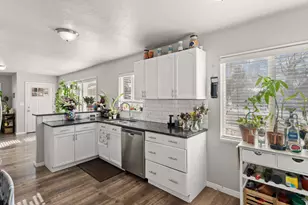 1284 E 22nd St S, Ogden, UT 84401 - Photo 4