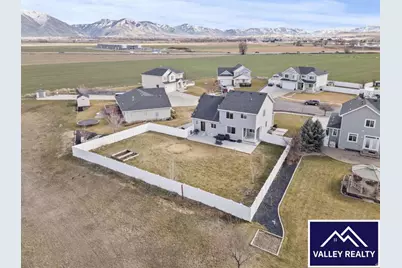 873 E 675 N, Wellsville, UT 84339 - Photo 32