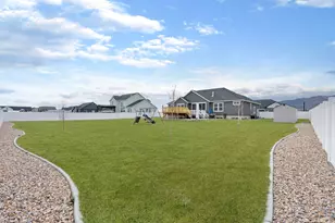 4868 N Canaan Peak Dr, Eagle Mountain, UT 84005 - Photo 44