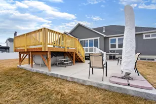 4868 N Canaan Peak Dr, Eagle Mountain, UT 84005 - Photo 40