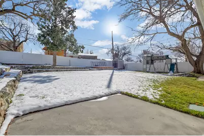 662 E 1200 N, Bountiful, UT 84010 - Photo 26