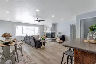 662 E 1200 N, Bountiful, UT 84010 - Photo 4