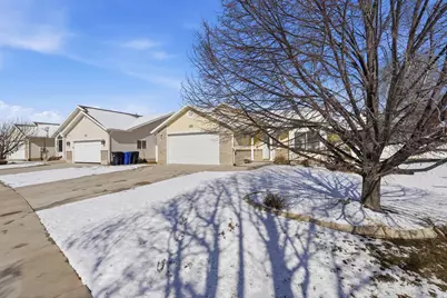 2138 W Craig Ln S, Syracuse, UT 84075 - Photo 2