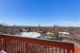 384 S Eastoaks E, Fruit Heights, UT 84037 - Photo 26