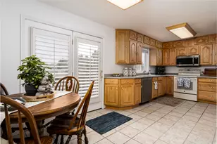 1482 E Waters Ln S, Sandy, UT 84093 - Photo 10