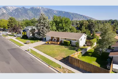 1482 E Waters Ln S, Sandy, UT 84093 - Photo 4