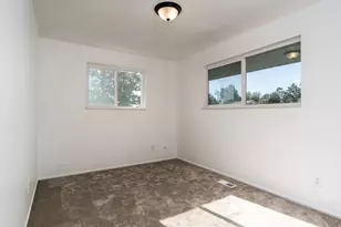 1482 E Waters Ln S, Sandy, UT 84093 - Photo 16