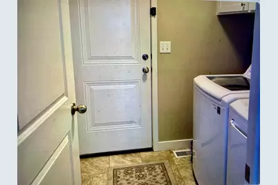 827 N 200 W, Tooele, UT 84074 - Photo 12