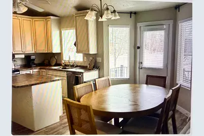 827 N 200 W, Tooele, UT 84074 - Photo 4