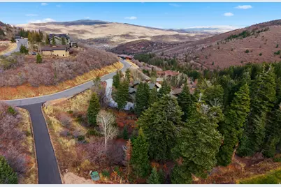 7092 Canyon Dr #116, Park City, UT 84098 - Photo 6