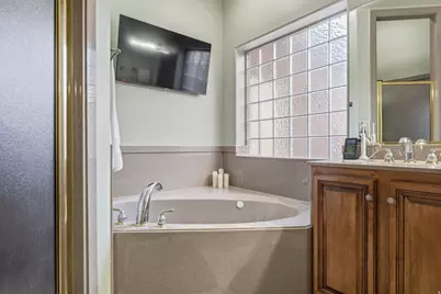 1730 W Stonebridge Dr, Saint George, UT 84770 - Photo 16