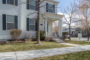 11431 S Lake Falls Rd W, South Jordan, UT 84009 - Photo 2