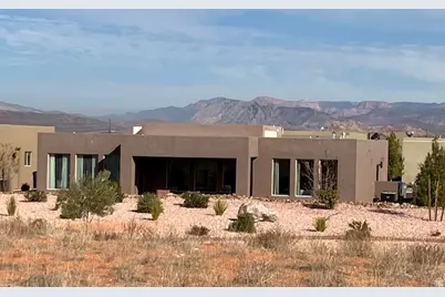 3260 S Retreat Dr, Hurricane, UT 84737 - Photo 2