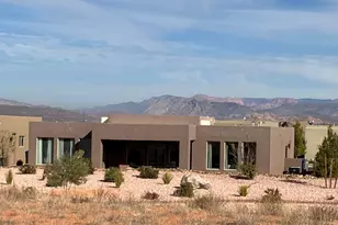 3260 S Retreat Dr, Hurricane, UT 84737 - Photo 2