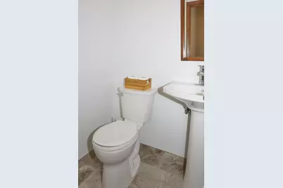 150 E 200 N #8, Logan, UT 84321 - Photo 18