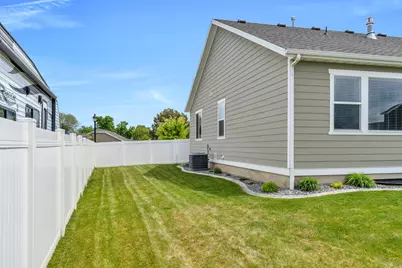 701 S Crooket Post Way W, Saratoga Springs, UT 84045 - Photo 36