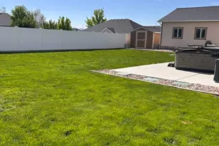 13691 S 3160 W, Riverton, UT 84065 - Photo 12