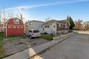 743 E 900 S, Salt Lake City, UT 84105 - Photo 24