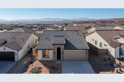 1566 N Ascent St, Washington, UT 84780 - Photo 2