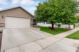 151 E 360 N, Providence, UT 84332 - Photo 4