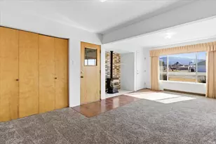 217 E 400 S, Spring City, UT 84662 - Photo 6