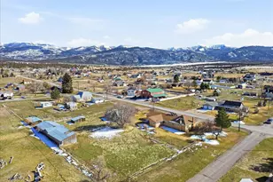 217 E 400 S, Spring City, UT 84662 - Photo 2