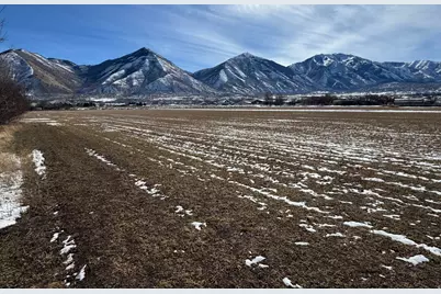 180 N Woodland Hills Dr E, Salem, UT 84653 - Photo 1