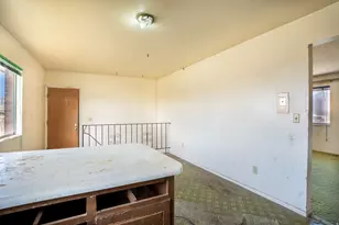 1092 E Platinum Way, Sandy, UT 84094 - Photo 8