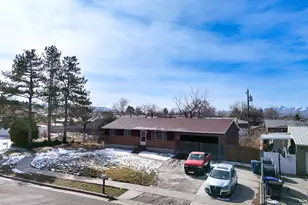 1092 E Platinum Way, Sandy, UT 84094 - Photo 32