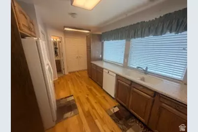 150 E 600 N #202, Kaysville, UT 84037 - Photo 10