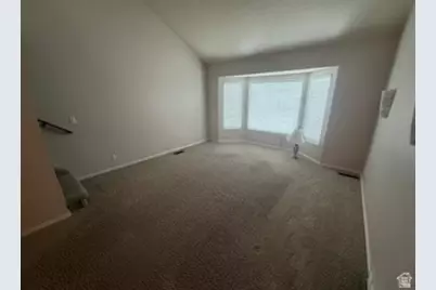 150 E 600 N #202, Kaysville, UT 84037 - Photo 6