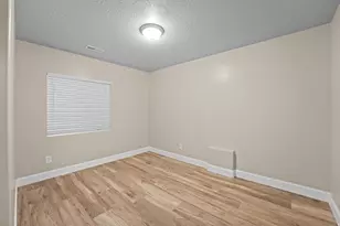 1857 E Thunder Gulch Rd N, Eagle Mountain, UT 84005 - Photo 32