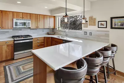 1812 E Beus Dr, Ogden, UT 84403 - Photo 8