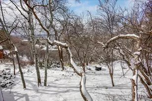 1812 E Beus Dr, Ogden, UT 84403 - Photo 34