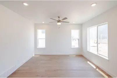 5264 S Acacia Dr #801, Mapleton, UT 84664 - Photo 6