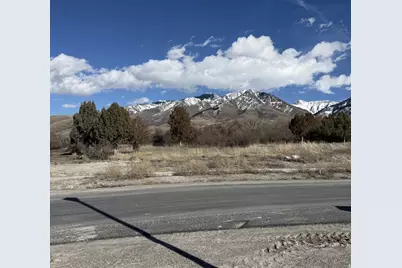 680 N Cherry Creek Pkwy #6, Richmond, UT 84333 - Photo 2