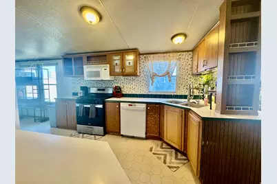 4050 W Basils Way, West Valley, UT 84120 - Photo 6