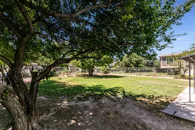 2063 W Chateau Ave S, Taylorsville, UT 84129 - Photo 36