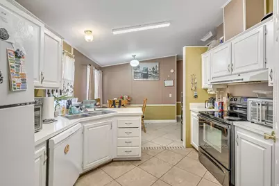 276 E Hidden View Dr #98, Sandy, UT 84070 - Photo 14