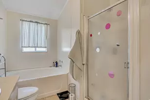 276 E Hidden View Dr, Sandy, UT 84070 - Photo 24