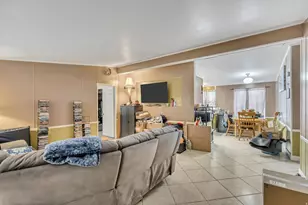 276 E Hidden View Dr, Sandy, UT 84070 - Photo 8