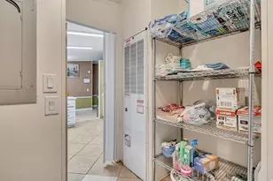 276 E Hidden View Dr, Sandy, UT 84070 - Photo 18