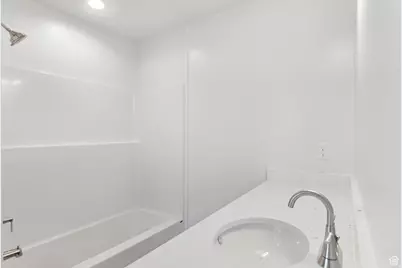 1619 N Angel St W, Layton, UT 84041 - Photo 8