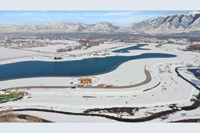 1302 Willow Lakes Dr #106, Logan, UT 84321 - Photo 4