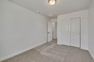6976 S Skyloop Dr W, West Jordan, UT 84081 - Photo 24