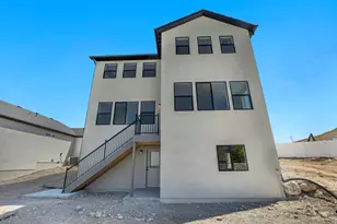 6976 S Skyloop Dr W, West Jordan, UT 84081 - Photo 6