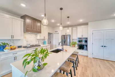 659 N Creekview Dr, Panguitch, UT 84759 - Photo 8