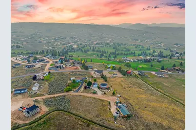 2640 S Eagle Dr, Garden City, UT 84028 - Photo 8