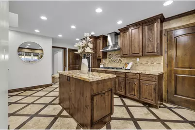 2192 E 3380 S, Millcreek, UT 84109 - Photo 30